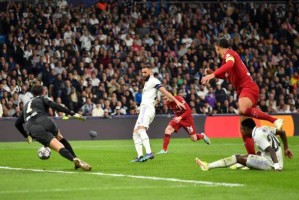 九游官网-【欧冠】小熊助攻本泽马，皇马1比0利物浦，6比2晋级