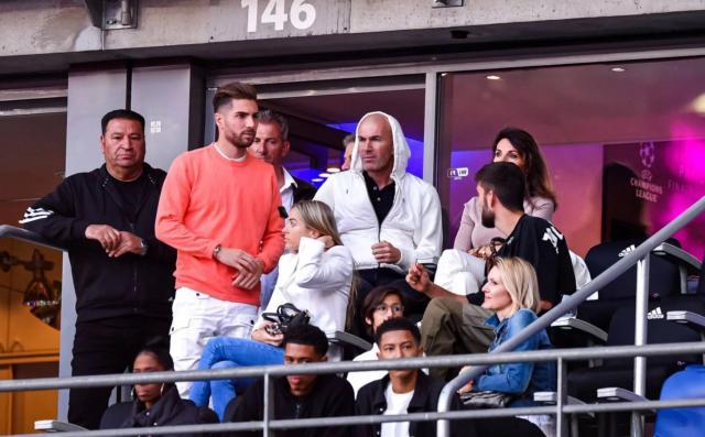 1653873885103061773.jpg 65f537b5bebad5a838c2a5c3a6df322.jpg